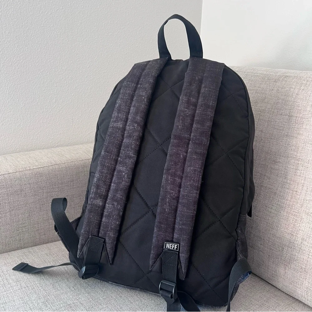 Neff Full Size Backpack - Picture 6 of 7